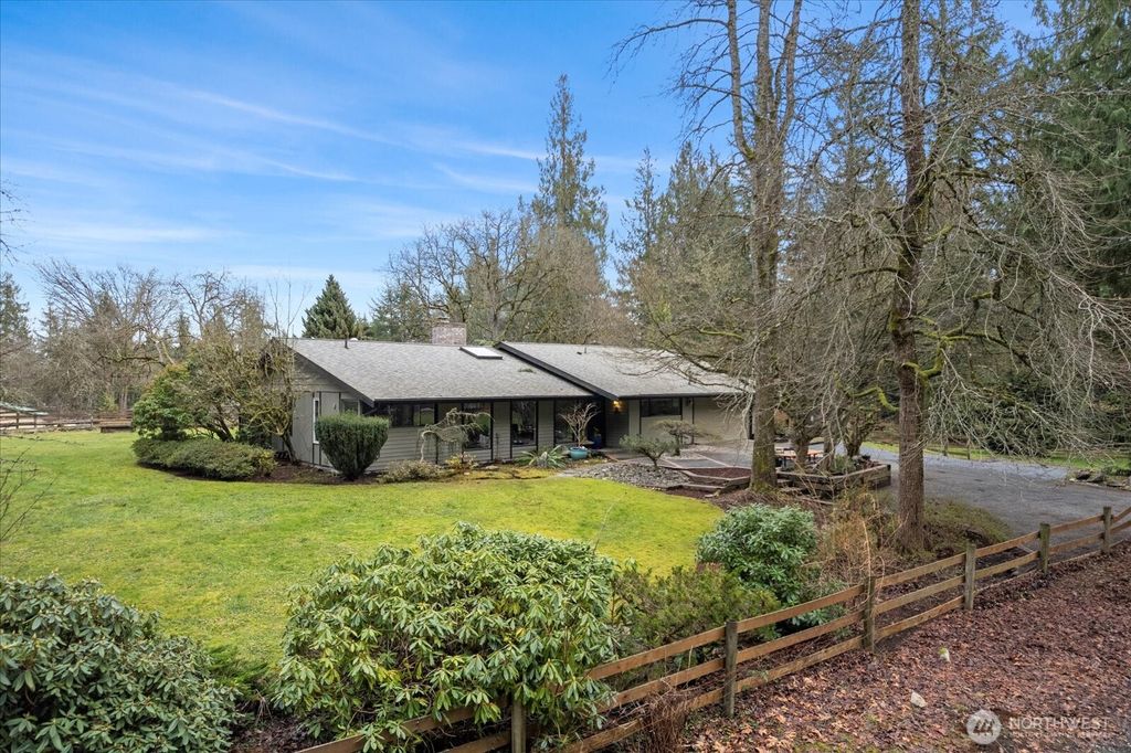 Photo of 4321 103 Avenue SE, Lake Stevens, WA 98258 (MLS # 2336364)