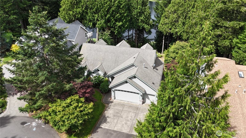 11 Whispering Cedars Court