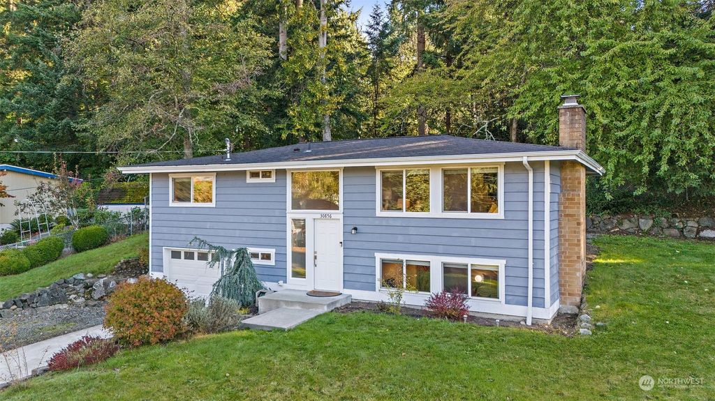 Photo of 30856 10th Avenue SW, Federal Way, WA 98023 (MLS # 2176722)