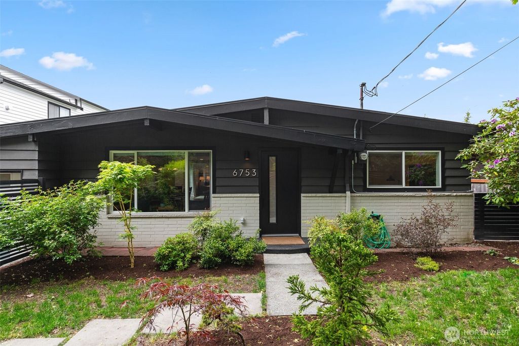 Photo of 6753 16th Avenue SW, Seattle, WA 98106 (MLS # 2373086)