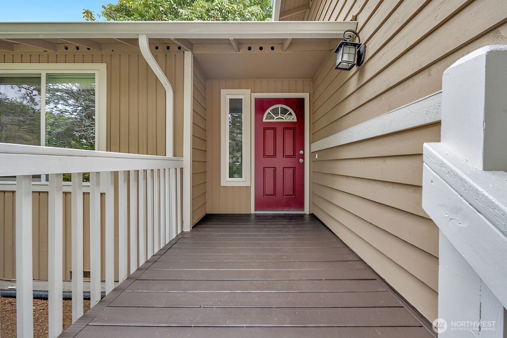 Photo of 17610 161st. Avenue SE, Renton, WA 98058 (MLS # 2464566)