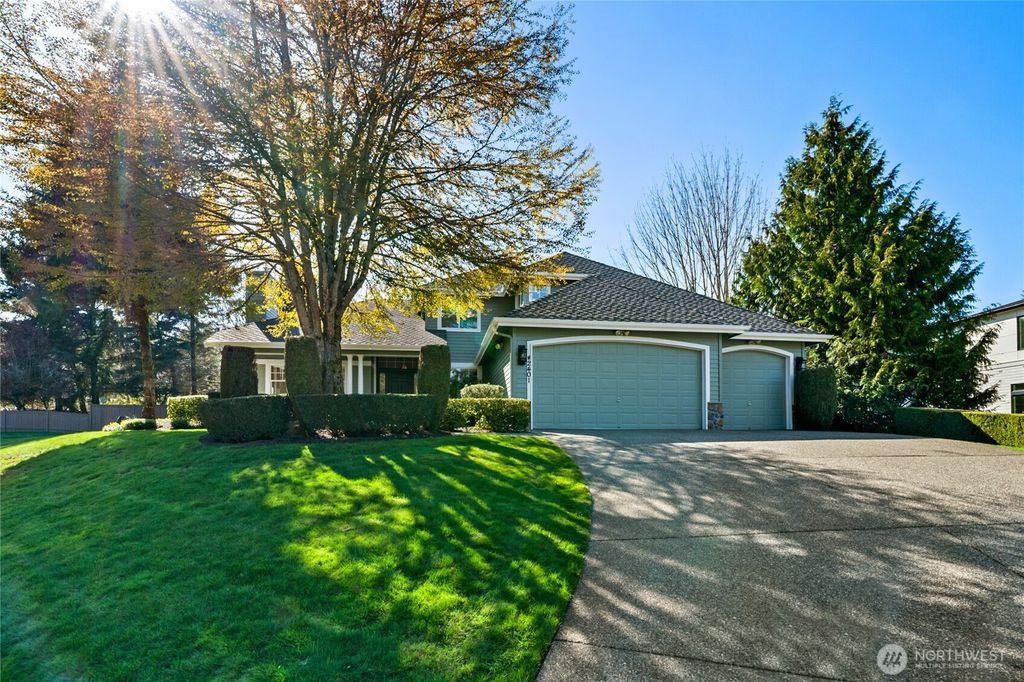 Photo of 2401 Lyons Avenue NE, Renton, WA 98059 (MLS # 2502060)