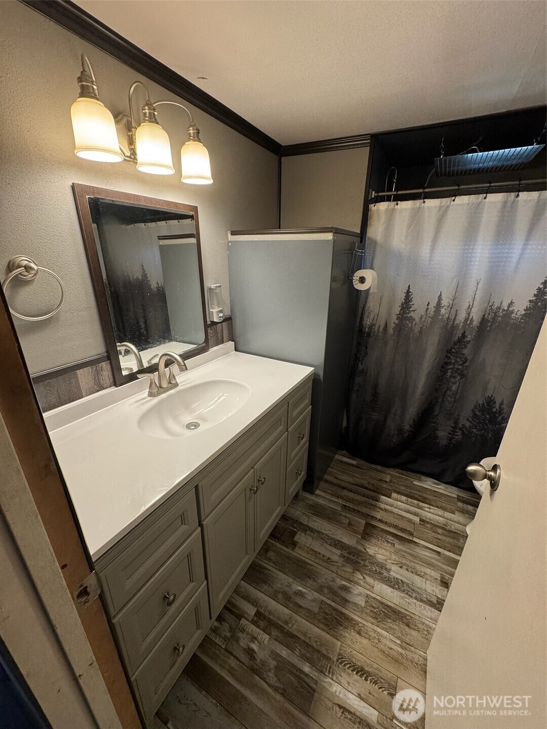 8080 Harborview Road 199