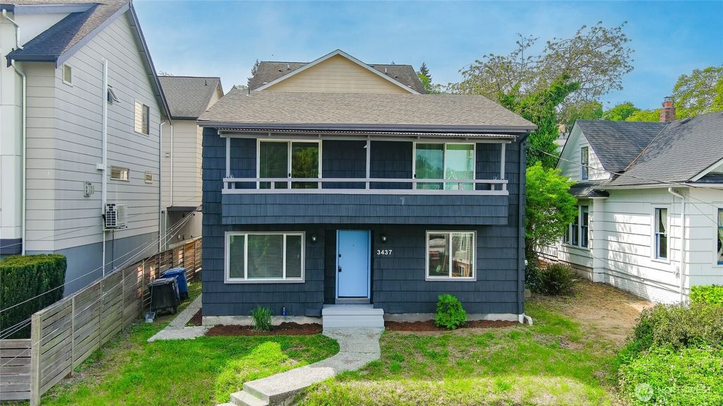 Photo of 3437 21st Avenue W, Seattle, WA 98199 (MLS # 2376778)