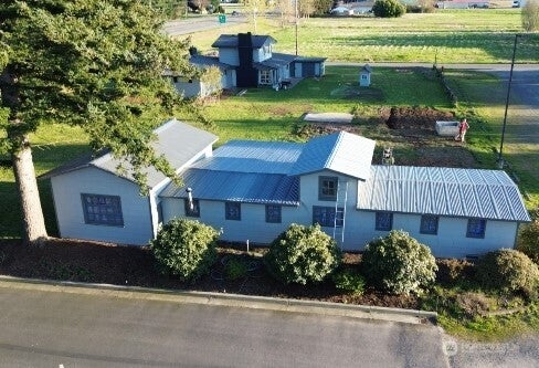 108 W Bartlett Road