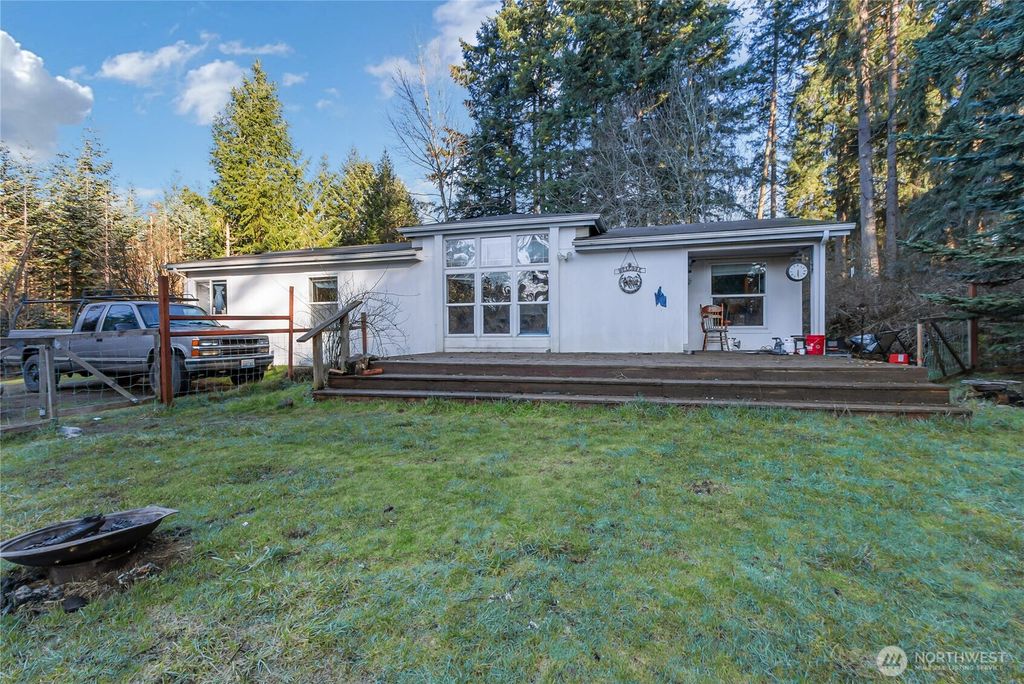 Photo of 11635 Hobby St SE St, Yelm, WA 98597 (MLS # 2478034)