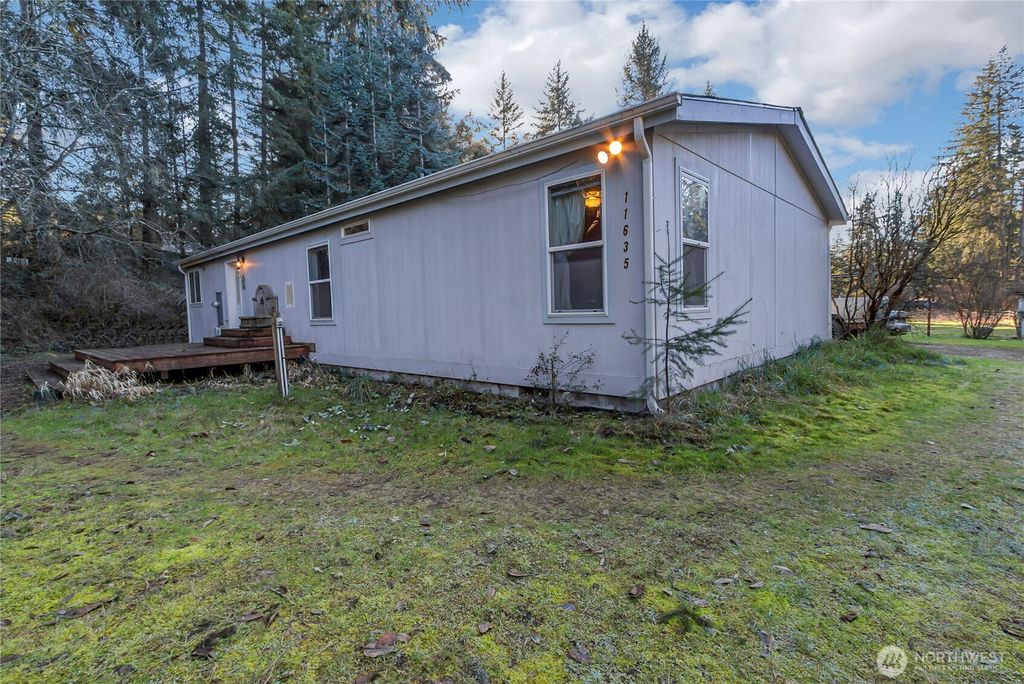 Photo of 11635 Hobby St SE St, Yelm, WA 98597 (MLS # 2478034)