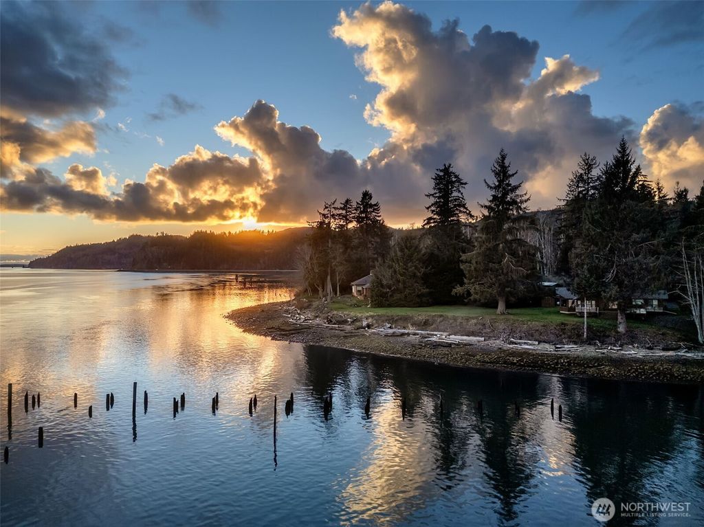 Photo of 556 State Route 401, Naselle, WA 98638 (MLS # 2491835)