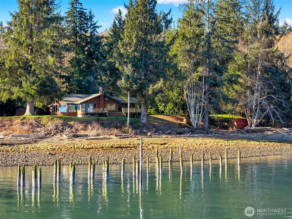 Photo of 556 State Route 401, Naselle, WA 98638 (MLS # 2491835)