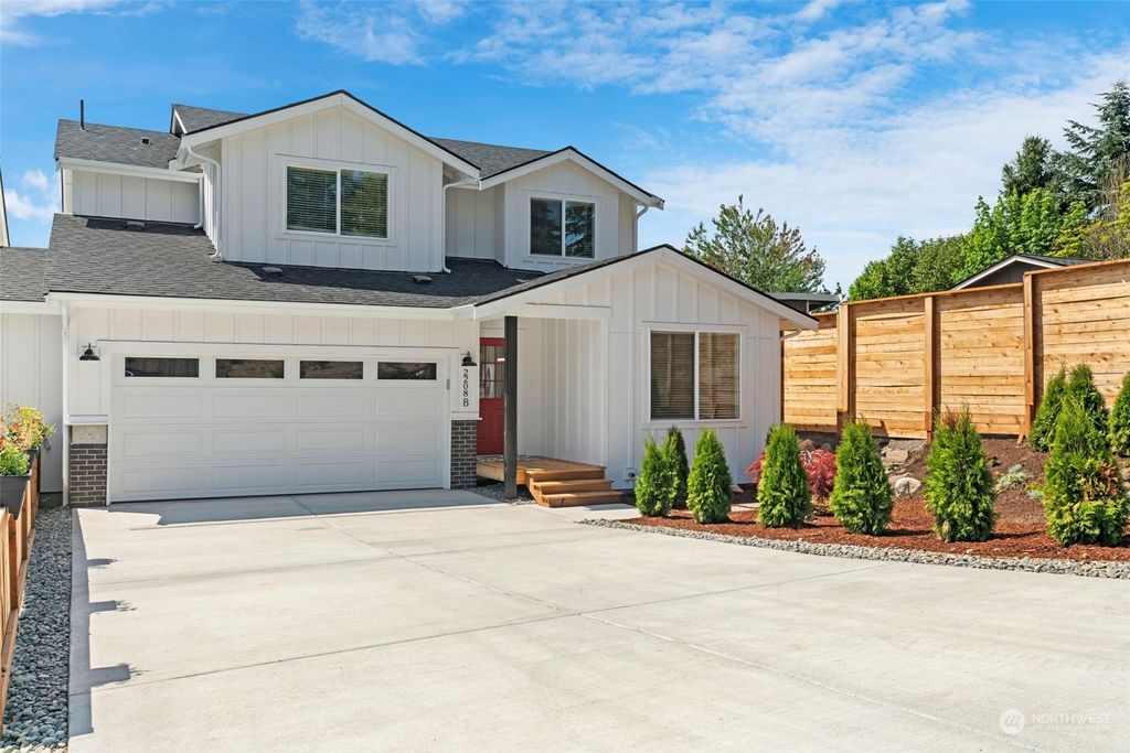 Photo of 2208 108th Avenue SE #B, Lake Stevens, WA 98258 (MLS # 2183311)