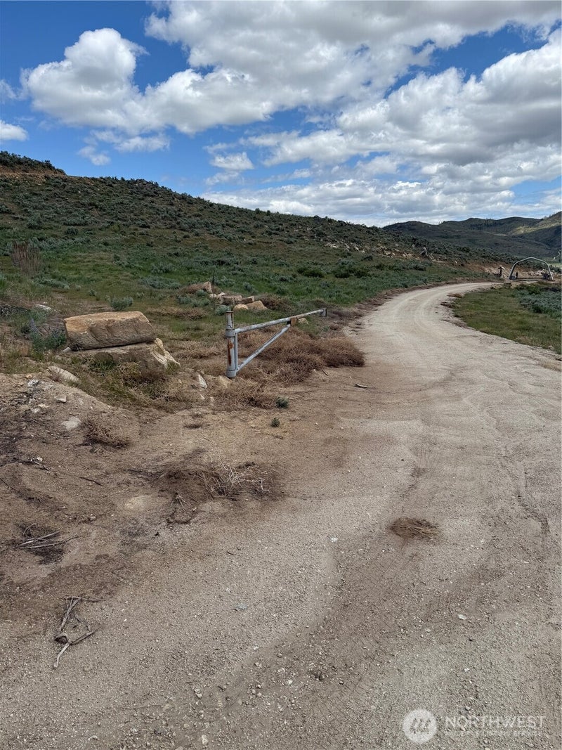3 Ruttin Ridge Road