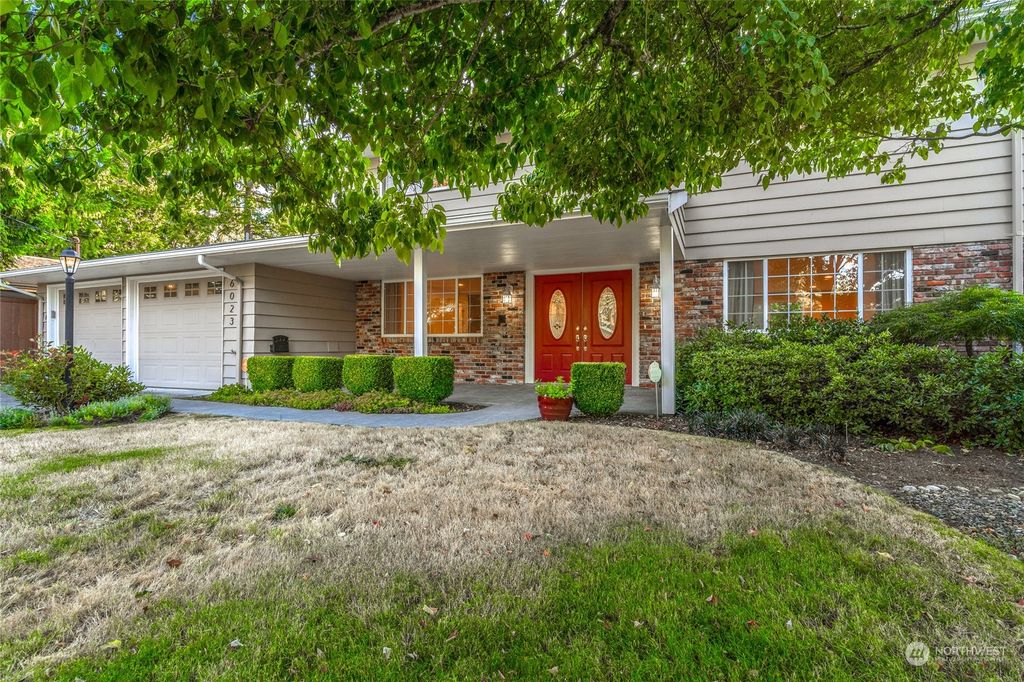 Photo of 6023 121st Avenue SE, Bellevue, WA 98006 (MLS # 2138496)