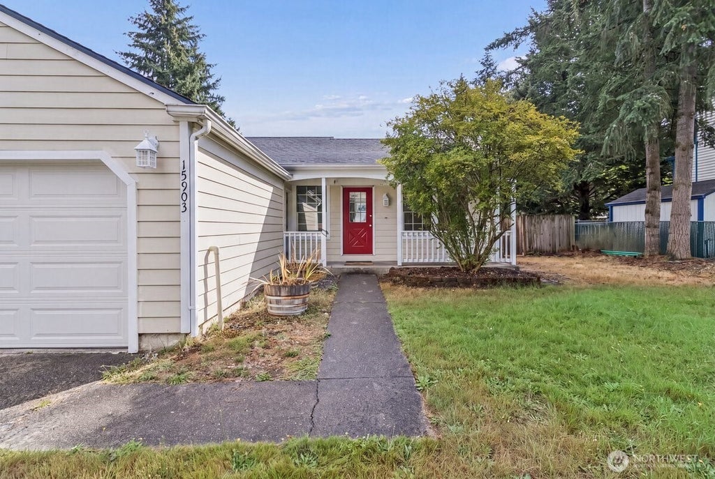 Photo of 15903 95th Avenue Ct E, Puyallup, WA 98375 (MLS # 2578207)