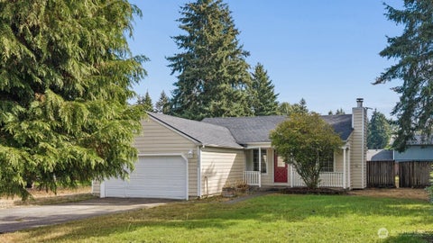 Photo of 15903 95th Avenue Ct E, Puyallup, WA 98375 (MLS # 2578207)