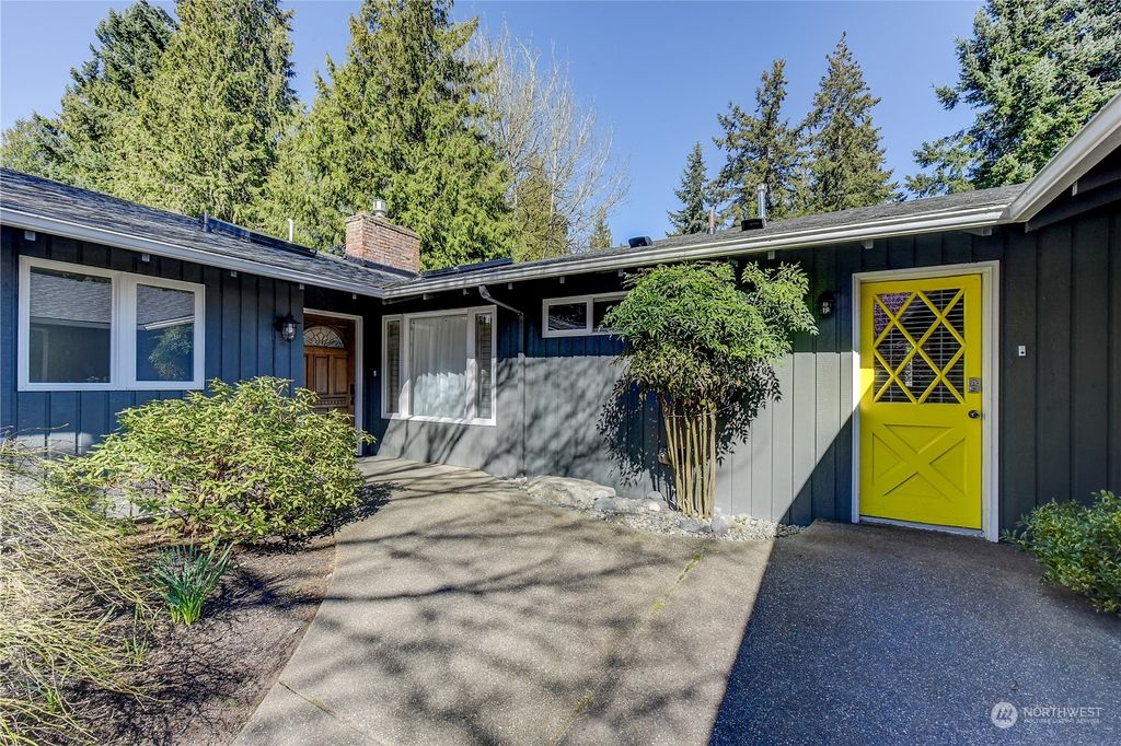 Photo of 8454 SE 63 Street, Mercer Island, WA 98040 (MLS # 2213761)