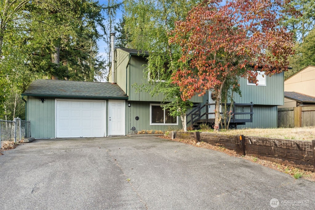Photo of 6915 SE Cleveland Avenue, Port Orchard, WA 98366 (MLS # 2589192)