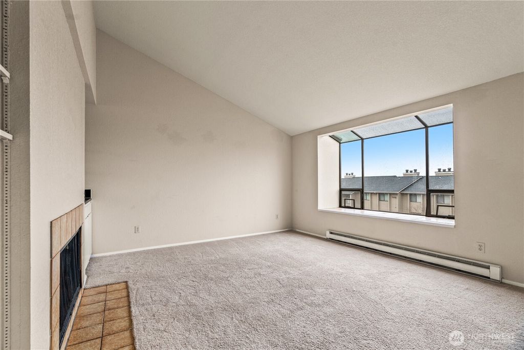 Photo of 1319 S Puget Drive #D-35, Renton, WA 98055 (MLS # 2508652)