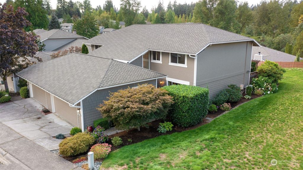 Photo of 2531 175th Avenue NE, Redmond, WA 98052 (MLS # 2288533)