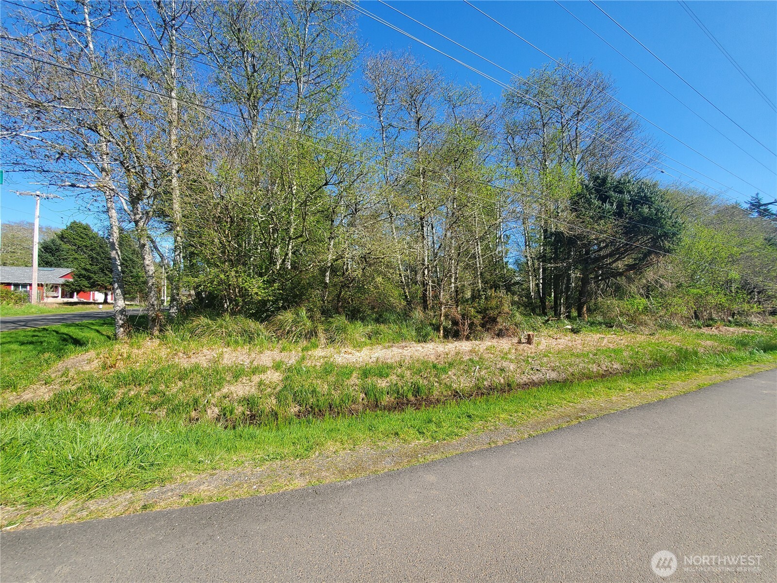 799 Edgewood Avenue NE
