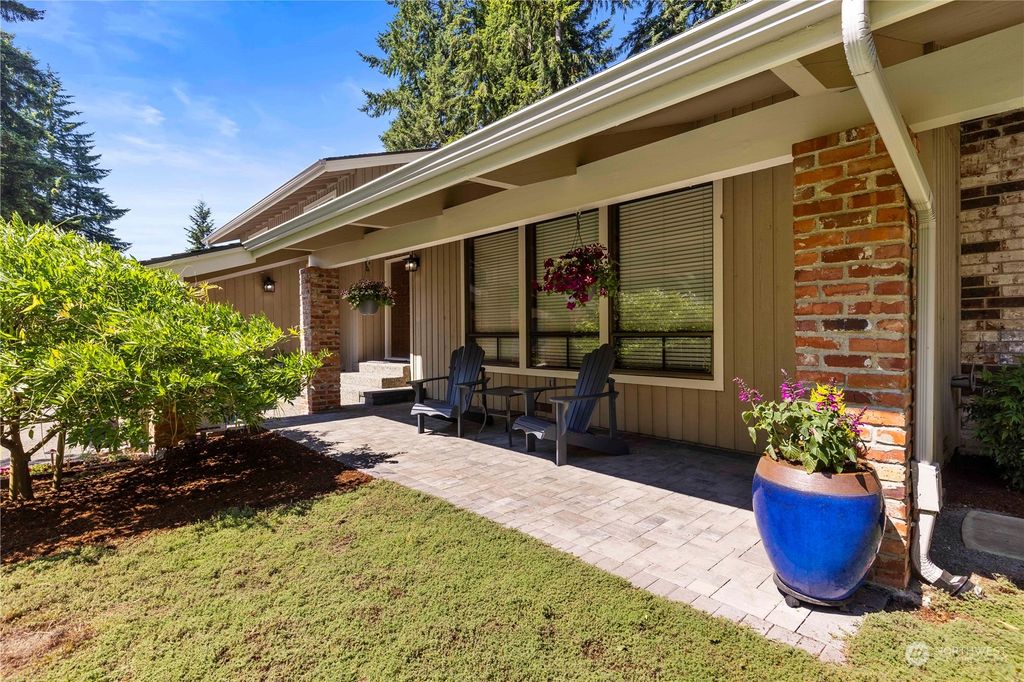 Photo of 2925 146th Place SE, Mill Creek, WA 98012 (MLS # 2131498)