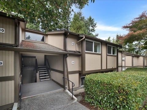Photo of 4727 176th Street SW #J12, Lynnwood, WA 98037 (MLS # 2595026)