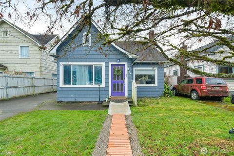 Photo of 226 Karr Avenue, Hoquiam, WA 98550 (MLS # 2486008)