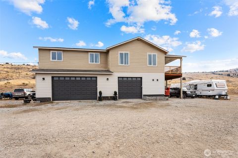 Photo of 70 Hill Range Lane, Waterville, WA 98858 (MLS # 2439067)