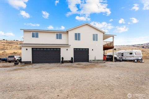 Photo of 70 Hill Range Lane, Waterville, WA 98858 (MLS # 2439067)