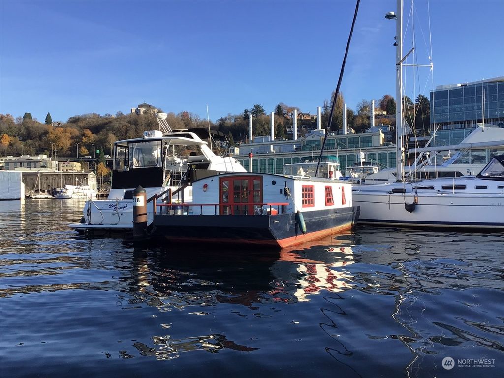 Photo of 1151 Fairview Avenue N #A-19, Seattle, WA 98109 (MLS # 2301298)