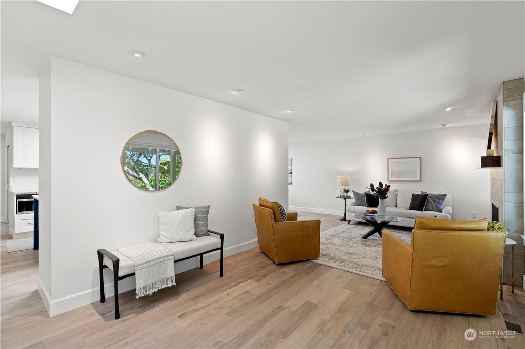 listing image 9366234534656558651