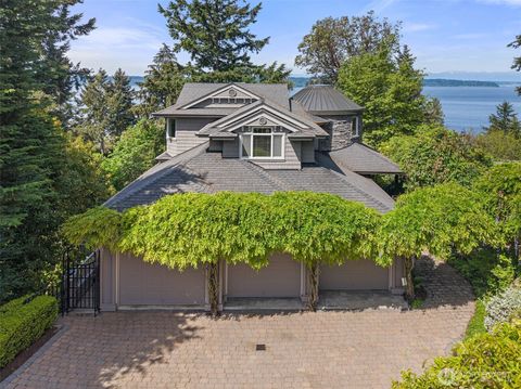 Photo of 15889 25th Avenue SW, Burien, WA 98166 (MLS # 2523775)