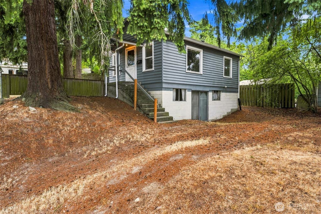 Photo of 7955 29th Avenue SW, Seattle, WA 98126 (MLS # 2566302)