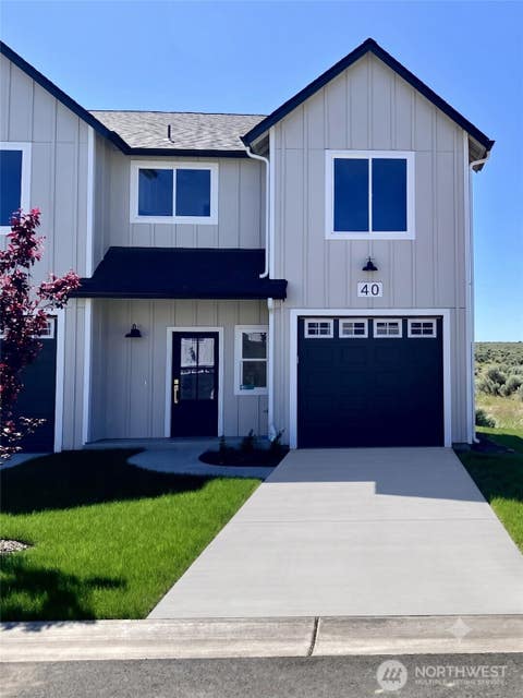 Photo of 40 Sussex Court, Sequim, WA 98382 (MLS # 2535447)