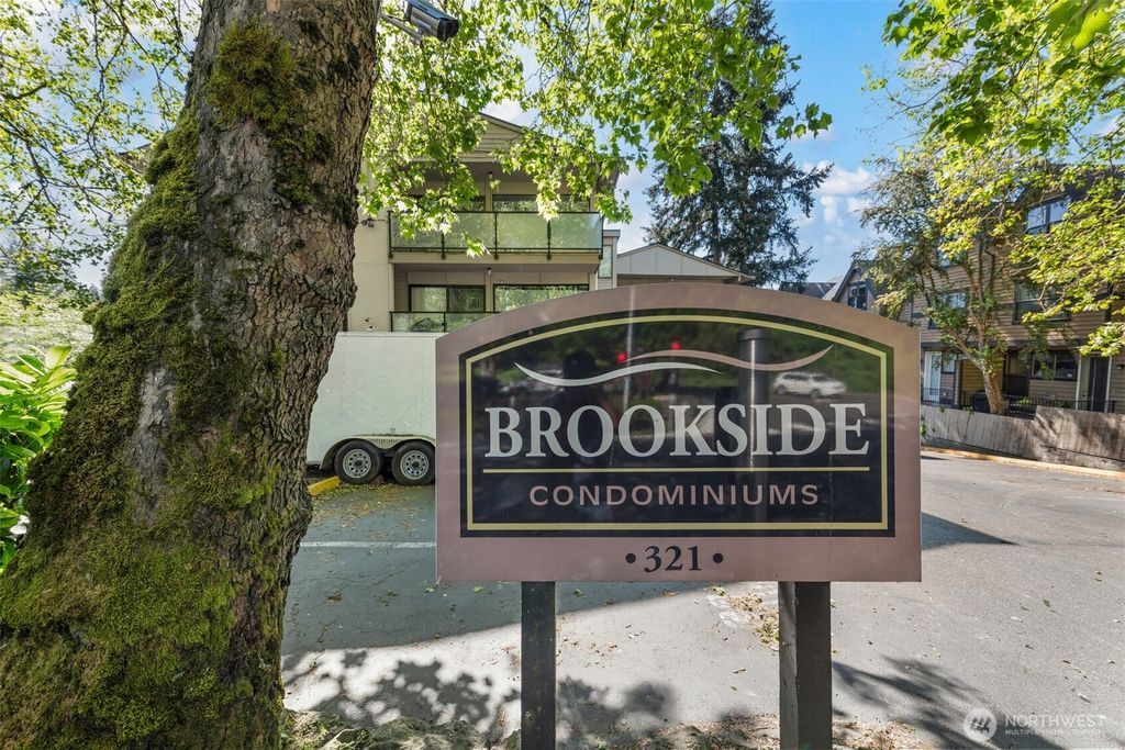 Photo of 321 Bellevue Way SE #403, Bellevue, WA 98004 (MLS # 2521020)