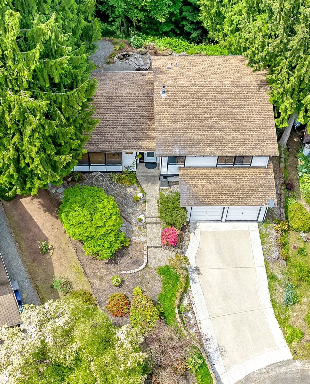 Photo of 14333 93rd Avenue NE, Kirkland, WA 98034 (MLS # 2515334)