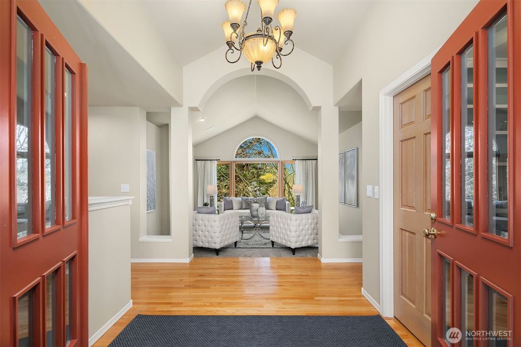 Photo of 4925 119th Place NE, Kirkland, WA 98033 (MLS # 2356996)