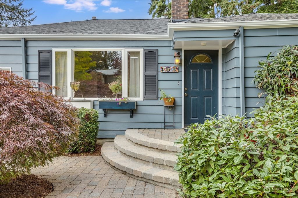 Photo of 13739 1st Avenue NW, Seattle, WA 98177 (MLS # 2302511)