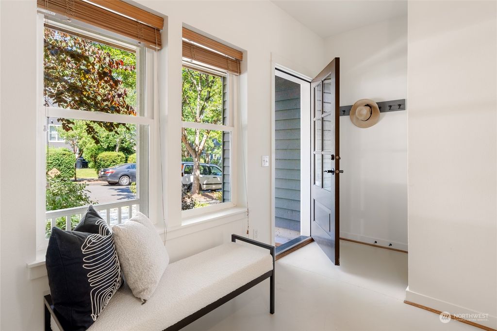 Photo of 2905 S Adams Street, Seattle, WA 98108 (MLS # 2278986)