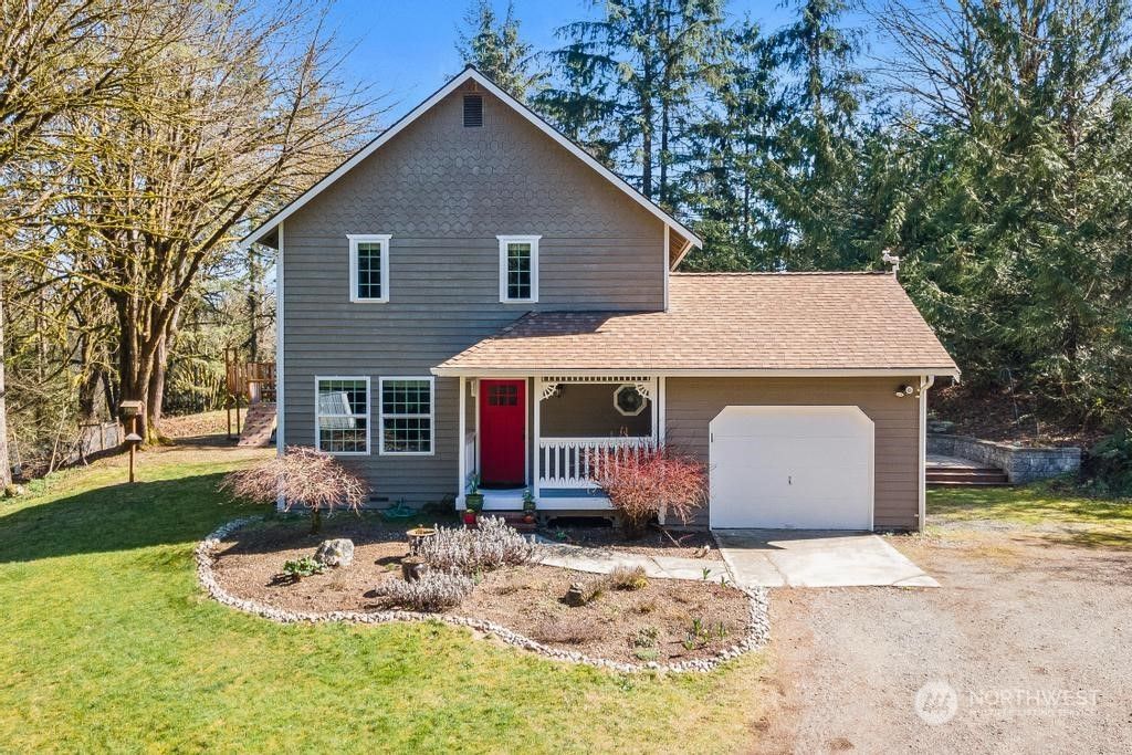 Photo of 13918 322nd Avenue NE, Duvall, WA 98019 (MLS # 2213051)