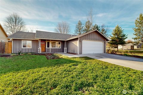 Photo of 1152 SE Falbo Drive, College Place, WA 99324 (MLS # 2465538)