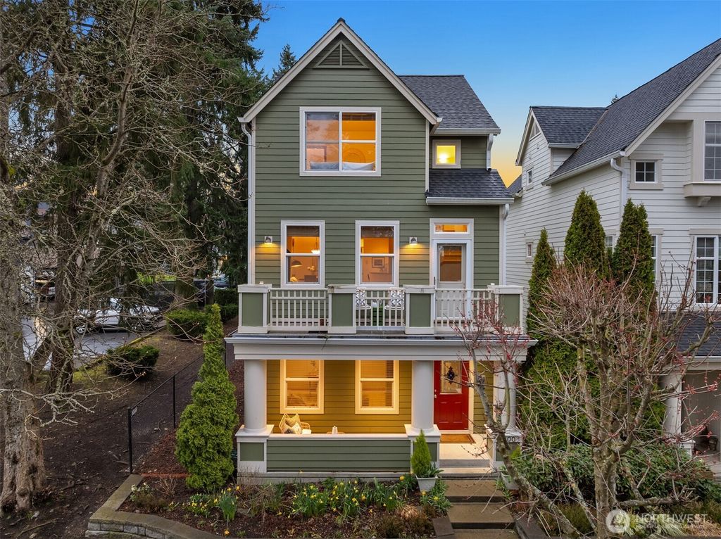 Photo of 300 Wyatt Way Way NE #1, Bainbridge Island, WA 98110 (MLS # 2490320)