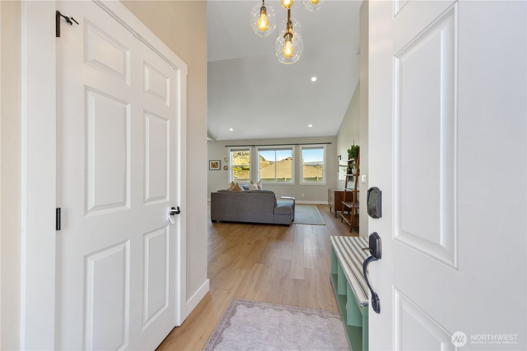 Photo of 452 Spring View Place, Chelan, WA 98816 (MLS # 2503118)