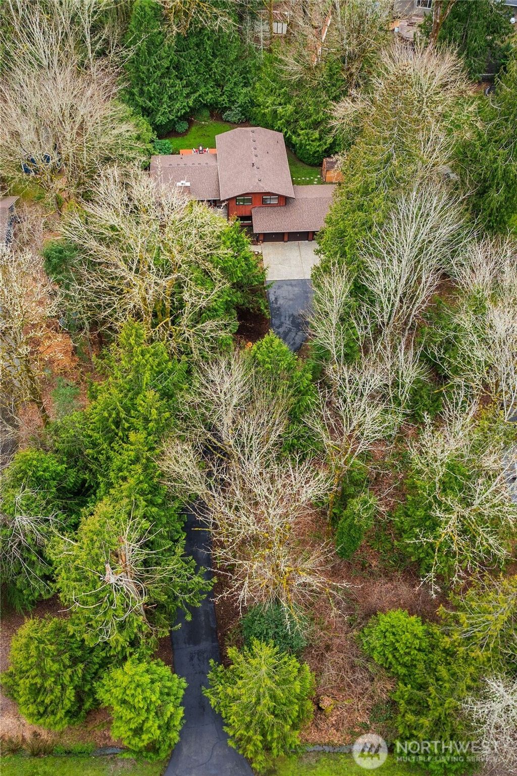Photo of 2035 201st Avenue SE, Sammamish, WA 98075 (MLS # 2344948)