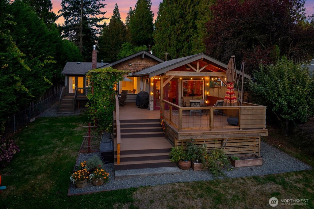 Photo of 30979 E Lake Morton Drive SE, Kent, WA 98042 (MLS # 2589254)
