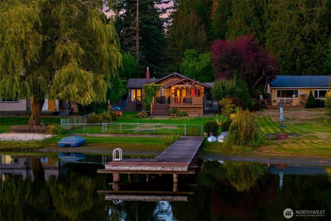 Photo of 30979 E Lake Morton Drive SE, Kent, WA 98042 (MLS # 2589254)
