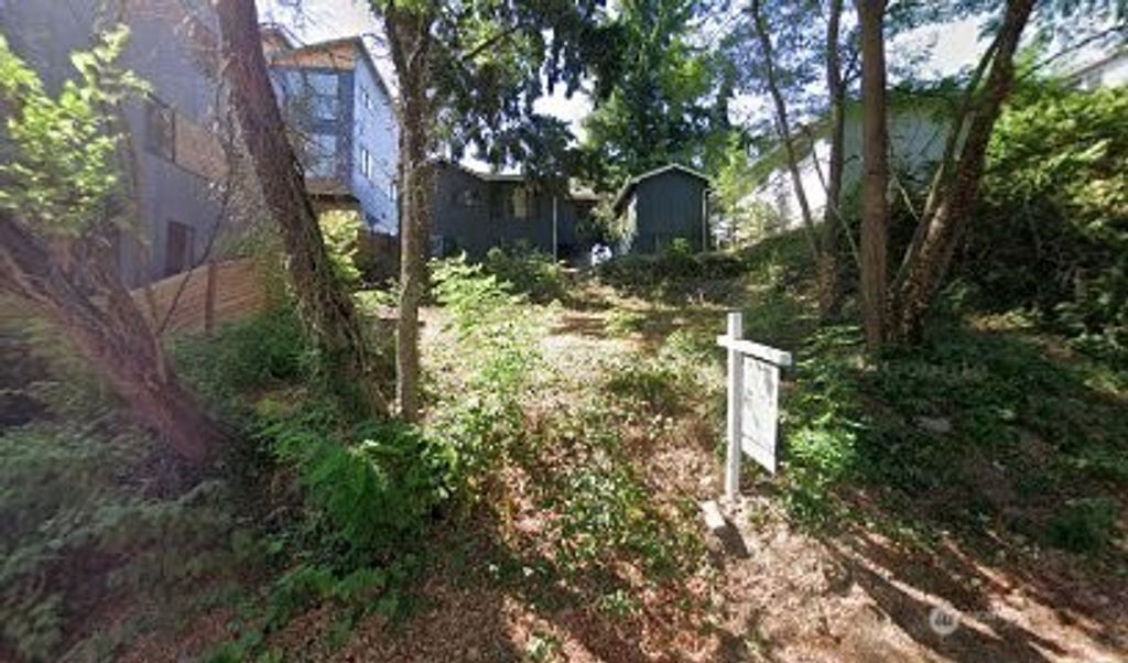 Photo of 14015 Lenora Place N, Seattle, WA 98133 (MLS # 2390104)