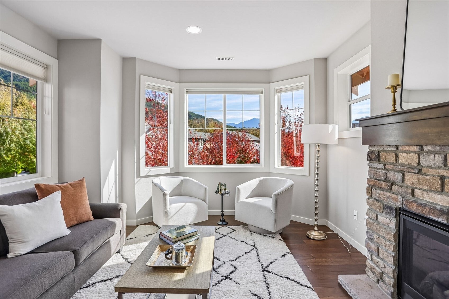 625 NE 2nd Street