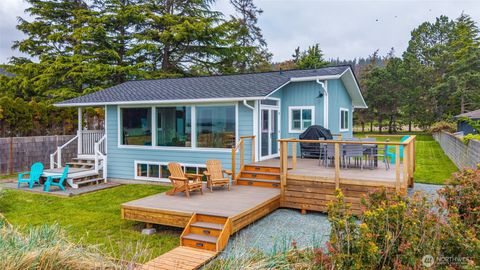 Photo of 1818 E Lola Beach Lane, Oak Harbor, WA 98277 (MLS # 2508053)