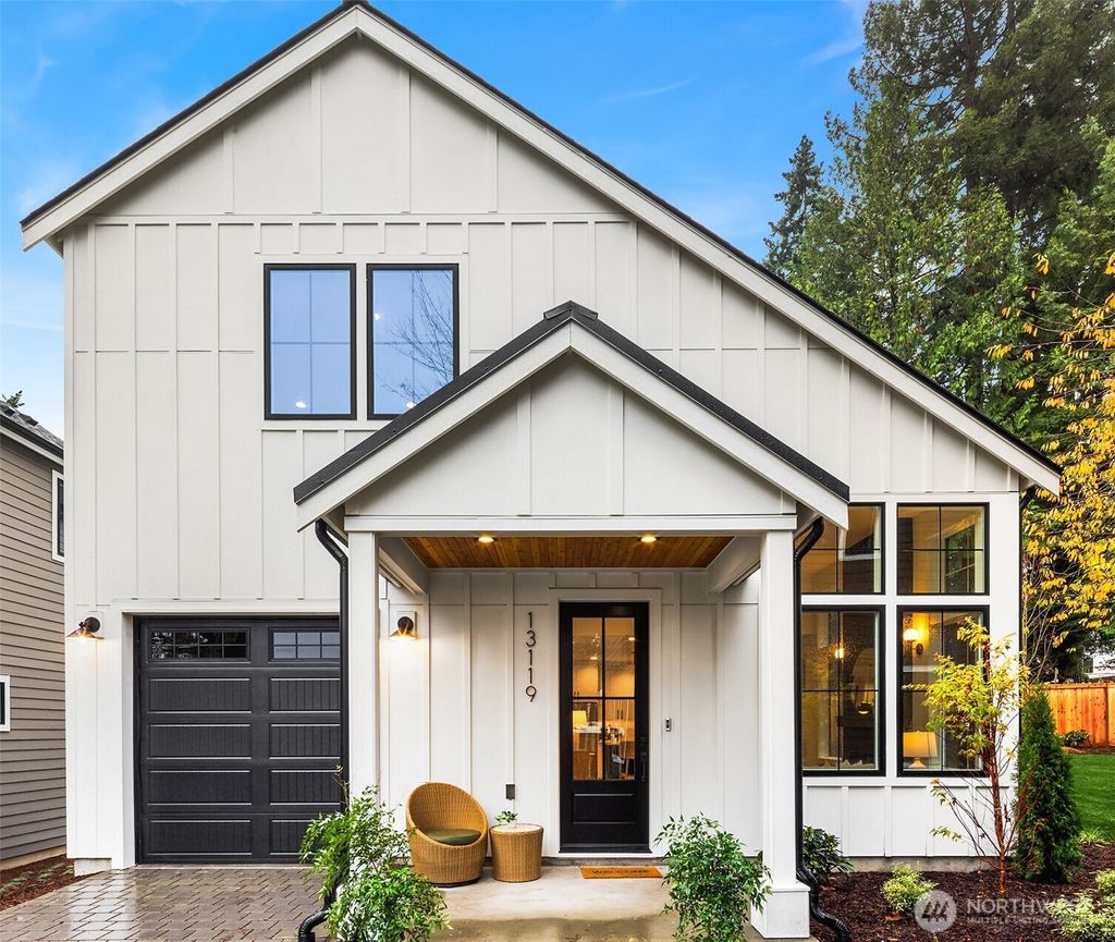 Photo of 13119 NE 87th Lane, Kirkland, WA 98033 (MLS # 2458980)