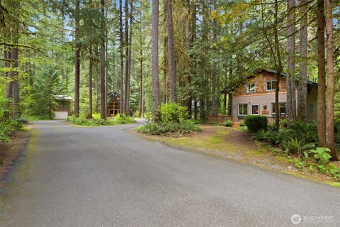 Photo of 6989 Snoqualmie Place, Glacier, WA 98244 (MLS # 2517681)